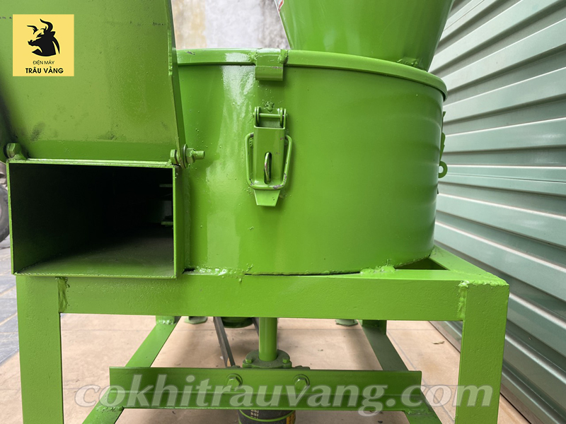 máy băm cỏ đa năng TV BC1 máy băm cỏ đa năng TV BC1